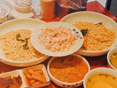 -裕兴记•蟹黄面馆(人民广场店)