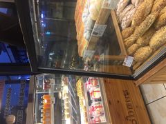 面包甜点陈列柜-BREAD WAY面包路·欧式面包(龙湖时代D馆店)