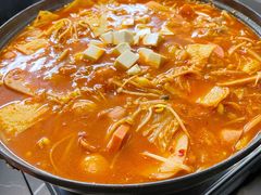 部队火锅-HONGA HONGA雄家(曹路店)