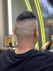 -不迫先生专业男士剪发