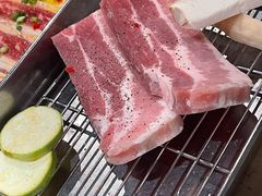 -蚂蚁洞·烤肉大营地(上海静安大悦城店)
