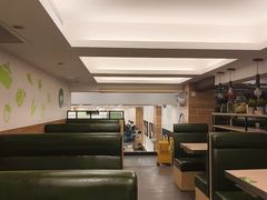 -佰搭果·广式茶餐厅(西华路店)