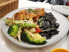 山贼汁鸡扒墨鱼汁扁面-打趸BTC·Breaktime cafe(北京路店)