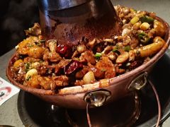 -老佛爷铜炉蛙锅(东门老街店)