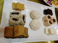 老北京小吃集锦-北平小馆·烤鸭·家常菜(磨房北里店)