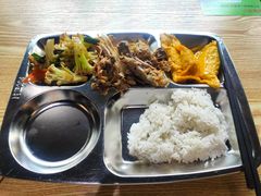 -深圳大学城荔园一食堂(校园路)