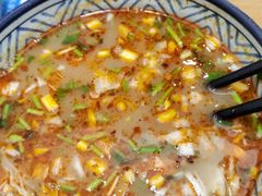 -八百里牛肉汤(盖饭·锅贴·万象城店)
