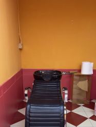 -Devilhands Barbershop男士理容店