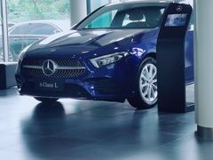 -河北盛世之星奔驰4S店(赵佗公园店)