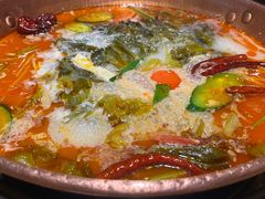 -洱火云南酸菜牛肉火锅(石景山当代商城店)