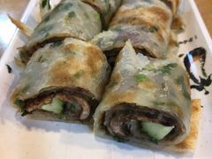 葱饼卷牛肉-台北楚楚园馅饼粥(虹桥南丰城店)