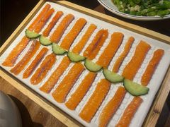 三文鱼刺身-壹湖两岸·鱼鲜山里菜(东江湖店)