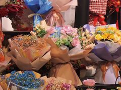 -溪岸路花鸟市场