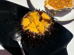 -蚝堡海鲜·威海菜·海肠捞饭·烧烤·亚洲吃蚝公司(幸福门店)