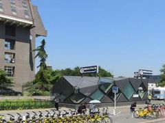 -北京大学东门(地铁站)