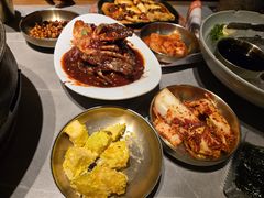 -草家酱蟹炭火烤肉店(珲春南路一店)