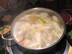 -左庭右院鲜牛肉火锅(南通CBD大有境店)