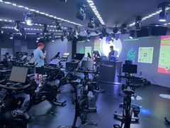 -TANGO LIVEHOUSE动感单车(巴黎春天店)