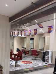 -PE SALON