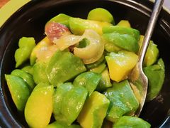 -云海肴·汽锅鸡·云南菜(天山百盛优客店)