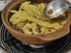 -胡须佬鸡煲四季火锅店(石厦西村直营店)