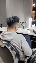 -藤野造型烫发染发