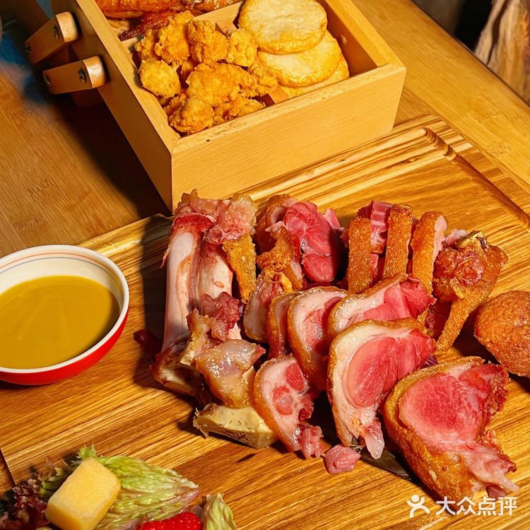 种草/中山首家美人鱼潜水餐吧介也太可了吧