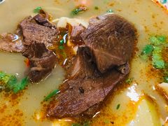 -金杨拉面王小吃面馆·牛三宝面·红烧牛肉粉