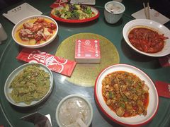 -叶派龙虾•招牌香辣蟹·海鲜(中海国际店)