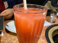 草莓可尔必思-炼火烤肉店