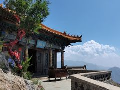 -鸡鸣山旅游风景区