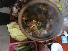 -威邵鸡煲(西华路总店)