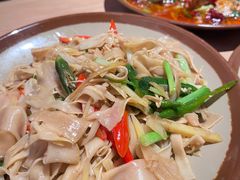 -川堂风·跷脚牛肉·乐山爆炒(宝山日月光店)