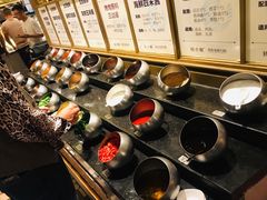 自助调料区-钱小奴海鲜自助黑金店(杭州滨江龙湖店)