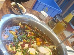 -乡土特色.冷锅鱼.牦牛肉汤锅