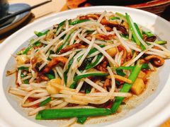 银芽炒鳝丝-荣小馆(杭州大厦店)