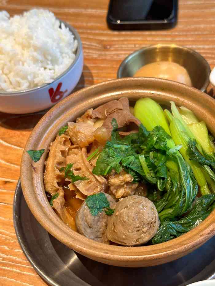 三生夜档61潮汕砂锅粥(徐汇日月光店)-"口味和味道都还可以有免费的