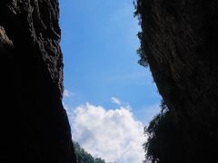 -龙水峡地缝景区