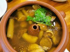 -小厨子私房菜·云南美食店