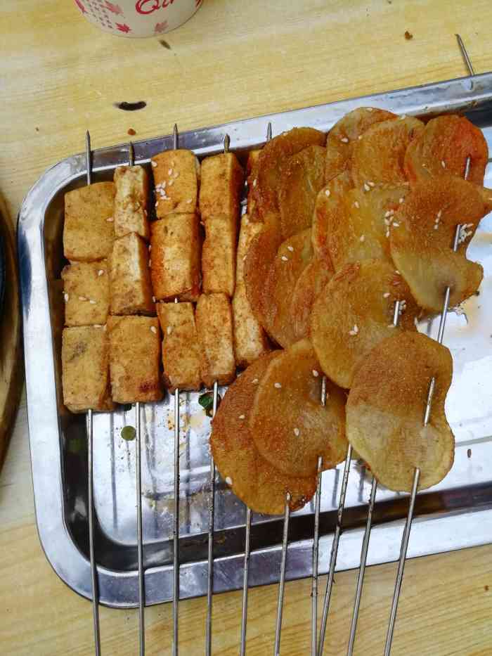 神农烧烤(堤角店)-"开了很多年的店,这一片都是老小区,所以环.