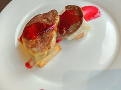 -大中华希尔顿酒店-念自助餐·嗨啤·小龙虾