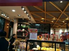 面包甜点陈列柜-迪莉娅(欧亚卖场店)