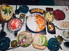 -椰子湾·海南火锅·糟粕醋·椰子鸡(正大广场店)