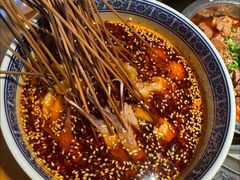 -大众跷脚牛肉馆·非遗传承单位(峨眉山店)