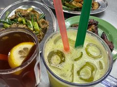 -黄亚华小食店(Jalan Alor)