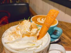 南瓜肉桂拿铁-大水的店(昙华林店)