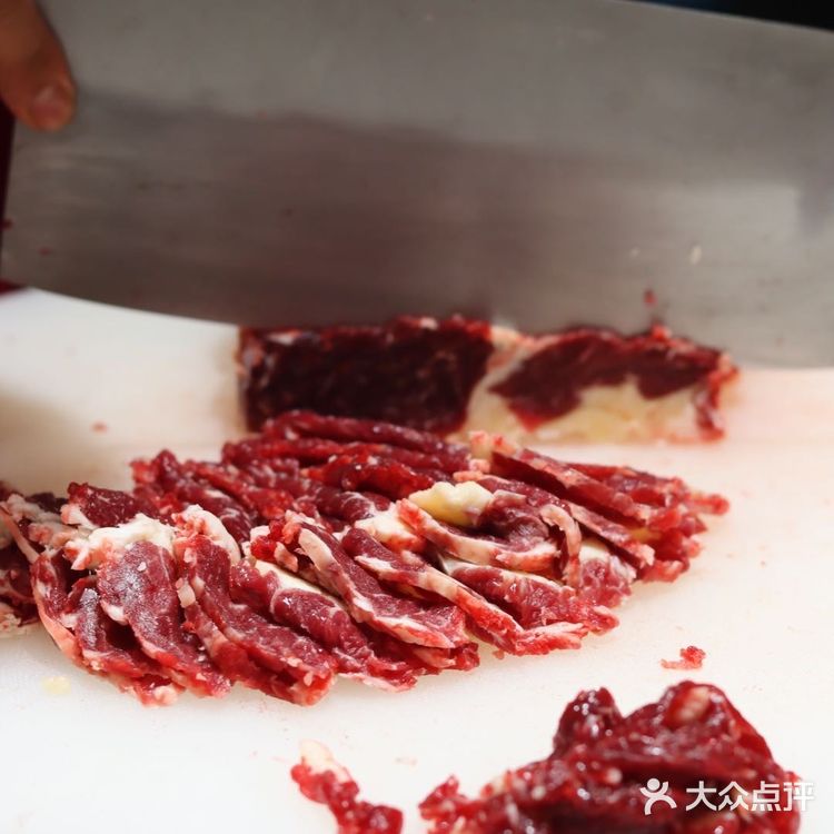 深圳美食｜来大目吃雪花牛肉蛋糕吧✨