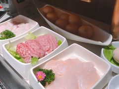 -海底捞火锅鲜切牛肉主题店(长寿路店)