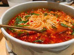 腾冲小锅米线-一坐一忘云南菜(卓悦中心)