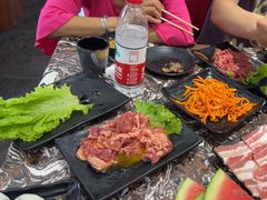 -啊美丽炭火烤肉(滑翔一店)